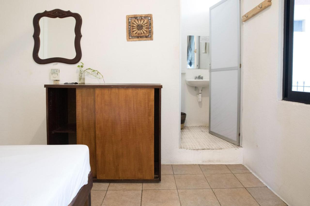 Residencia Artistica Hostel Puerto Escondido  Εξωτερικό φωτογραφία