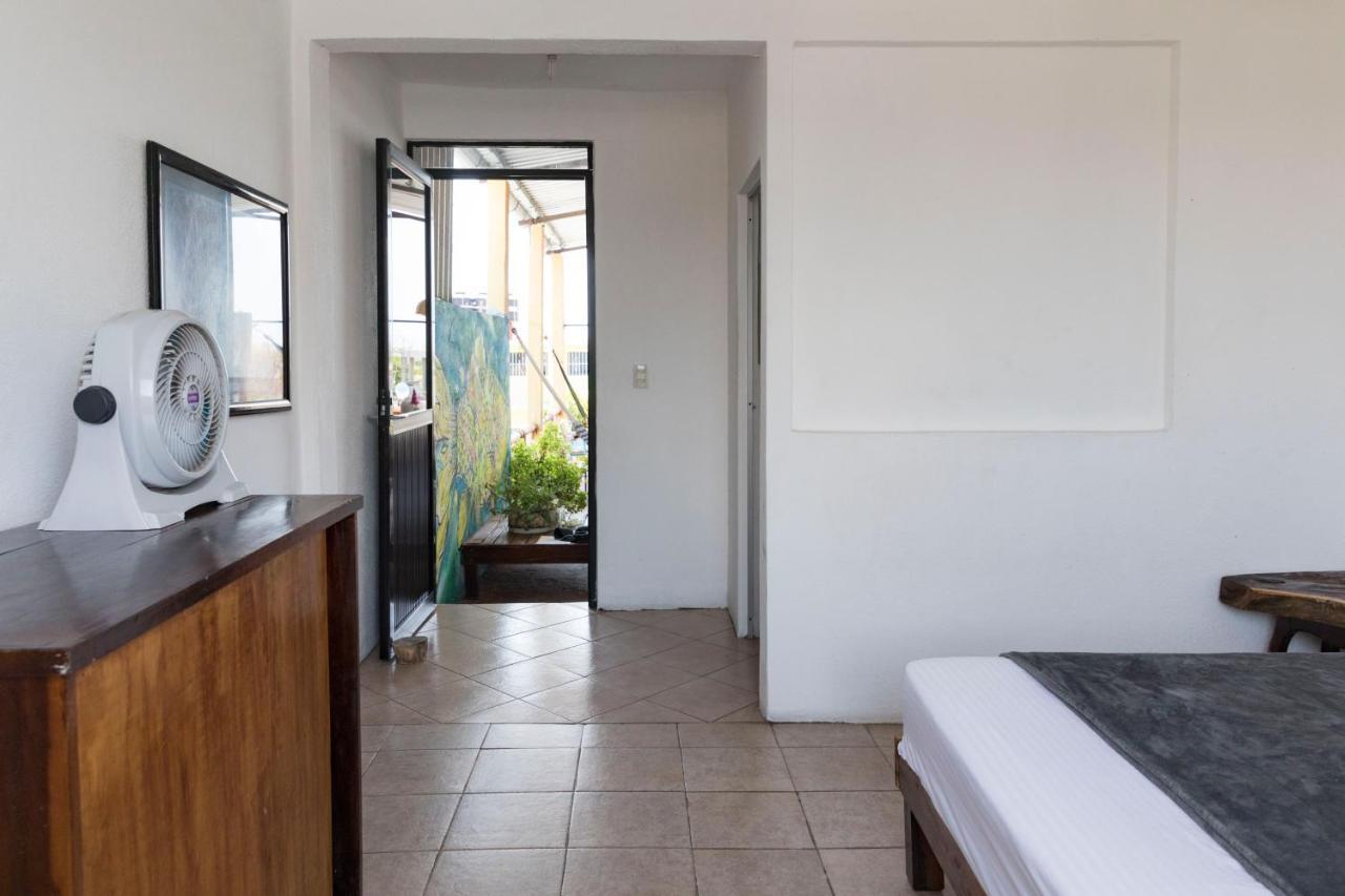 Residencia Artistica Hostel Puerto Escondido  Εξωτερικό φωτογραφία